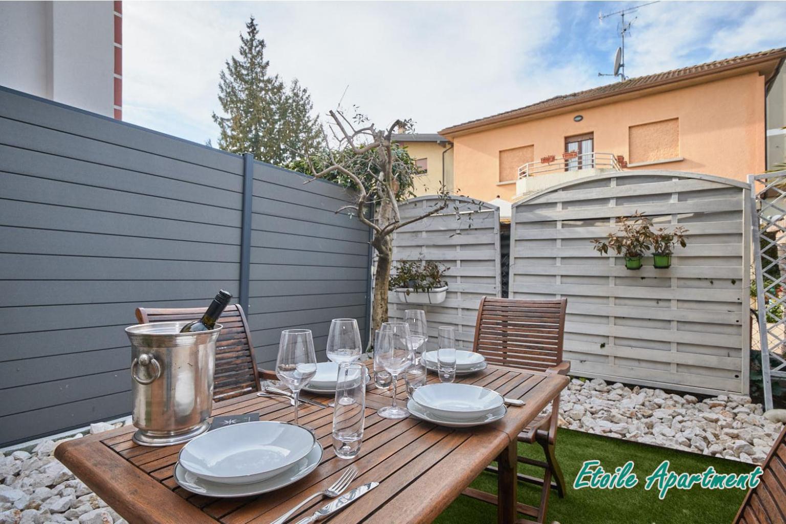 Casa Monique Apartments Desenzano del Garda Extérieur photo